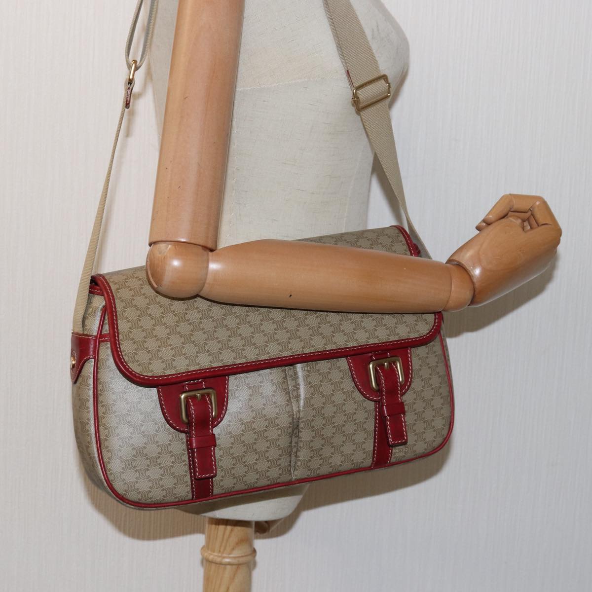 GUCCI Macadam Canvas Shoulder Bag PVC Leather Beige Auth 77812