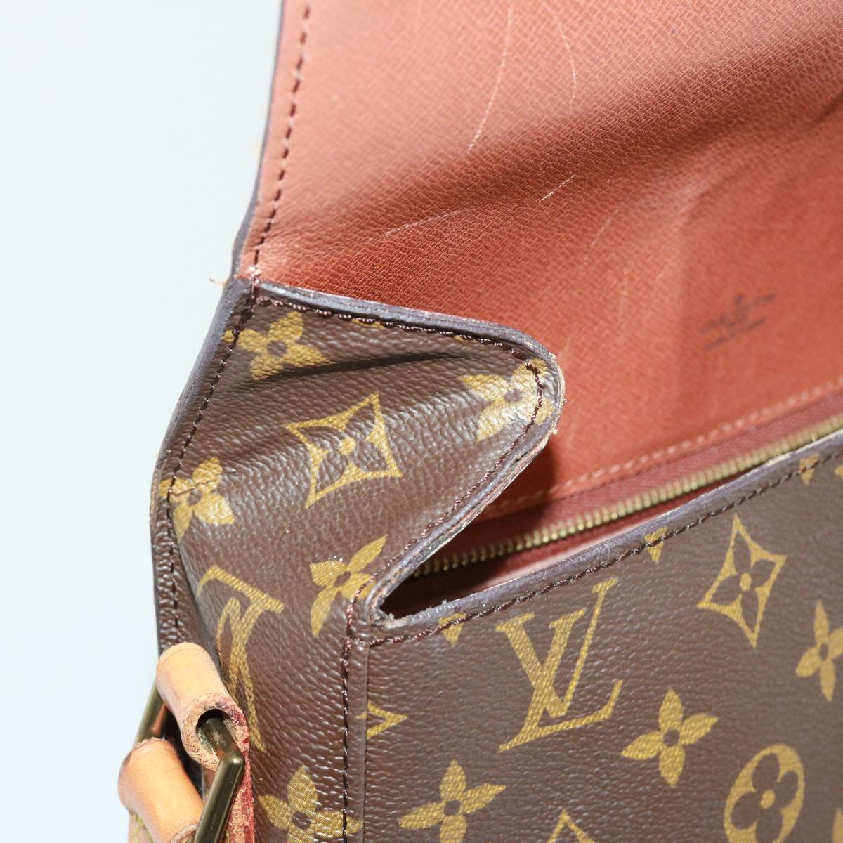 LOUIS VUITTON Monogram Saint Cloud GM Shoulder Bag M51242 LV Auth 77860