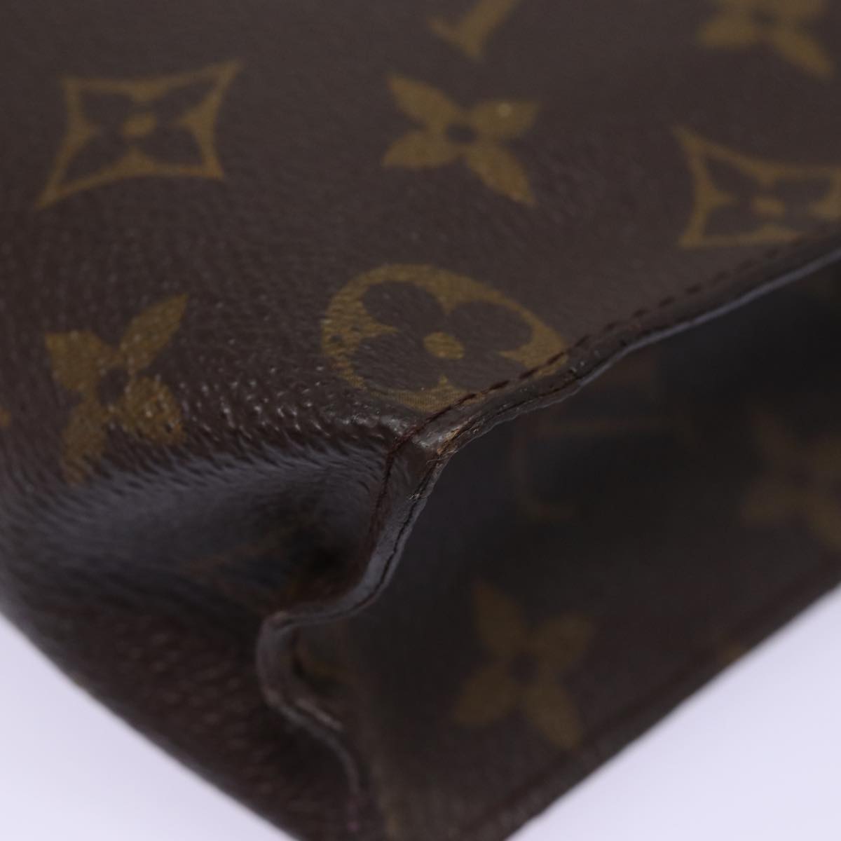 LOUIS VUITTON Monogram Poche Toilette 26 Pouch M47542 LV Auth 77865