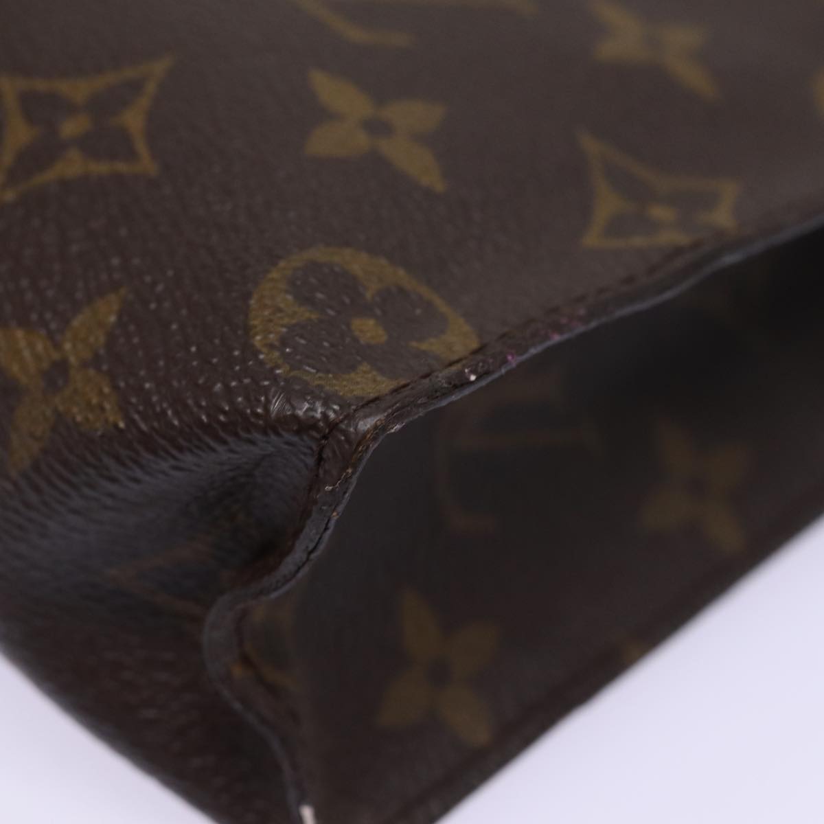 LOUIS VUITTON Monogram Poche Toilette 26 Pouch M47542 LV Auth 77865