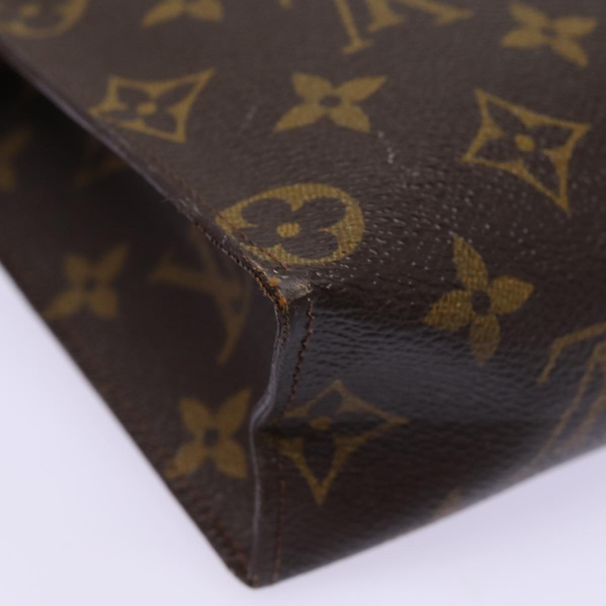 LOUIS VUITTON Monogram Poche Toilette 26 Pouch M47542 LV Auth 77866