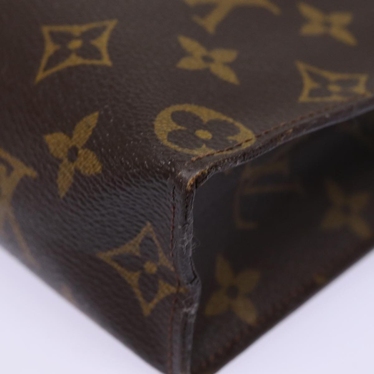 LOUIS VUITTON Monogram Poche Toilette 26 Pouch M47542 LV Auth 77866