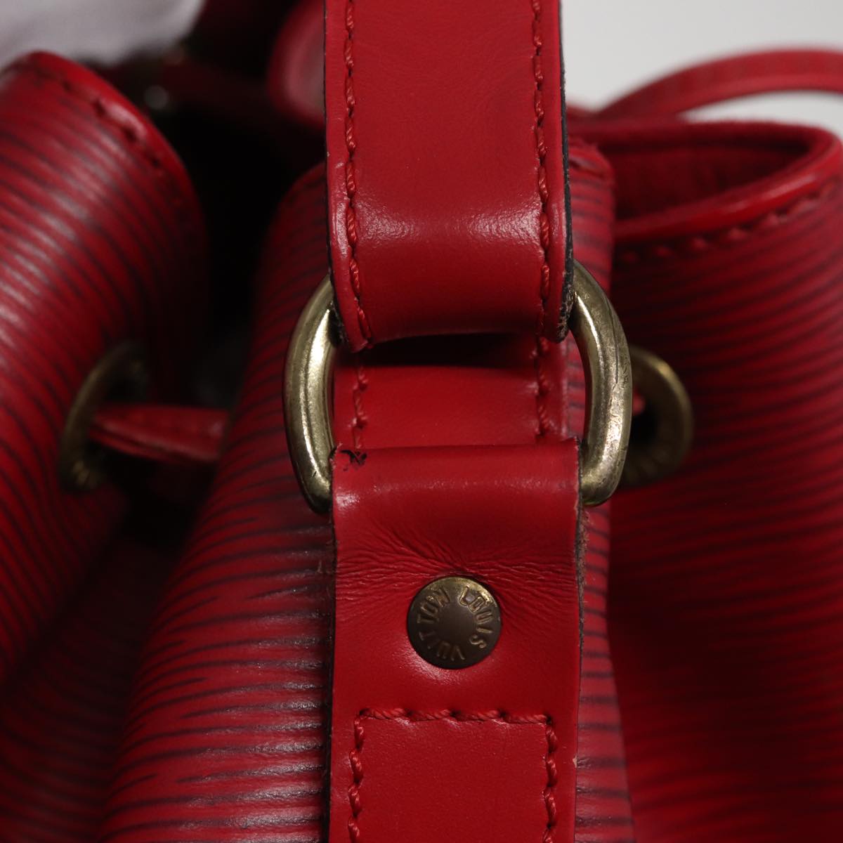 LOUIS VUITTON Epi Petit Noe Shoulder Bag Red M44107 LV Auth 77898