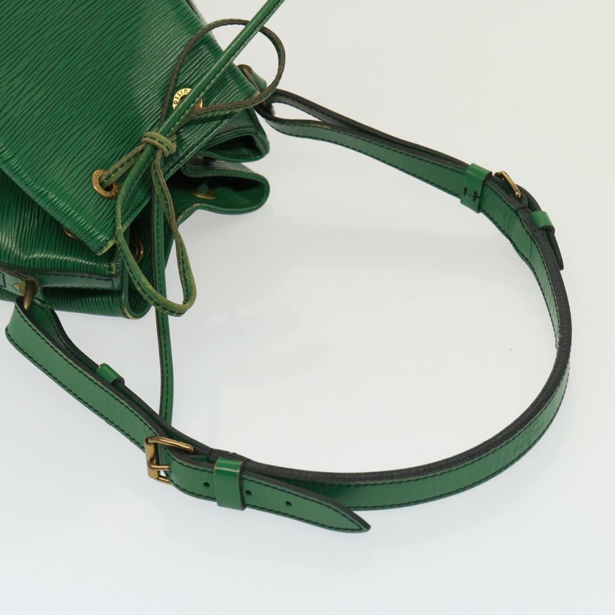 LOUIS VUITTON Epi Noe Shoulder Bag Green M44004 LV Auth 77900