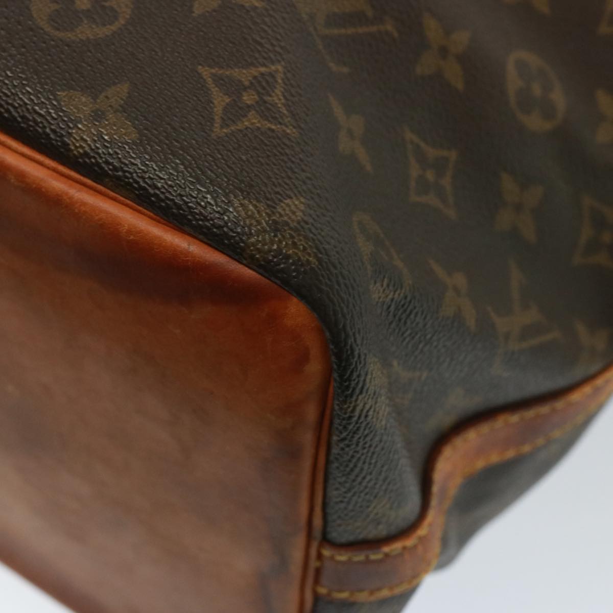 LOUIS VUITTON Monogram Petit Noe Shoulder Bag M42226 LV Auth 77915