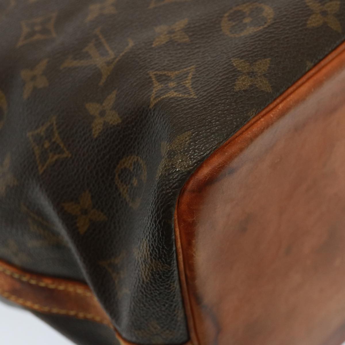 LOUIS VUITTON Monogram Petit Noe Shoulder Bag M42226 LV Auth 77915