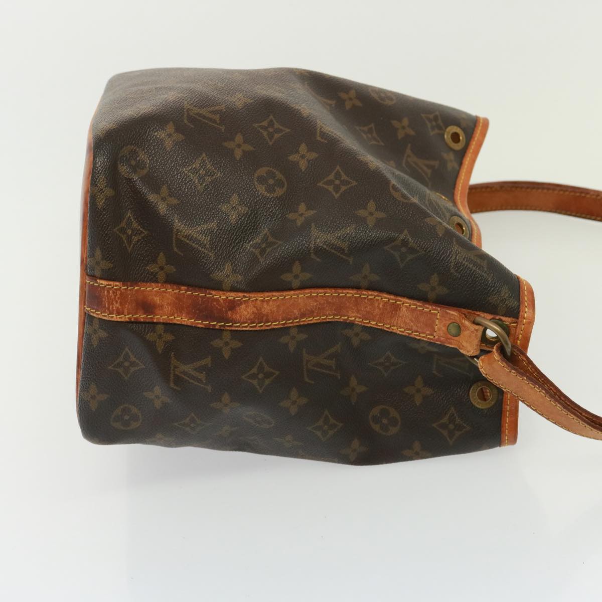 LOUIS VUITTON Monogram Petit Noe Shoulder Bag M42226 LV Auth 77915