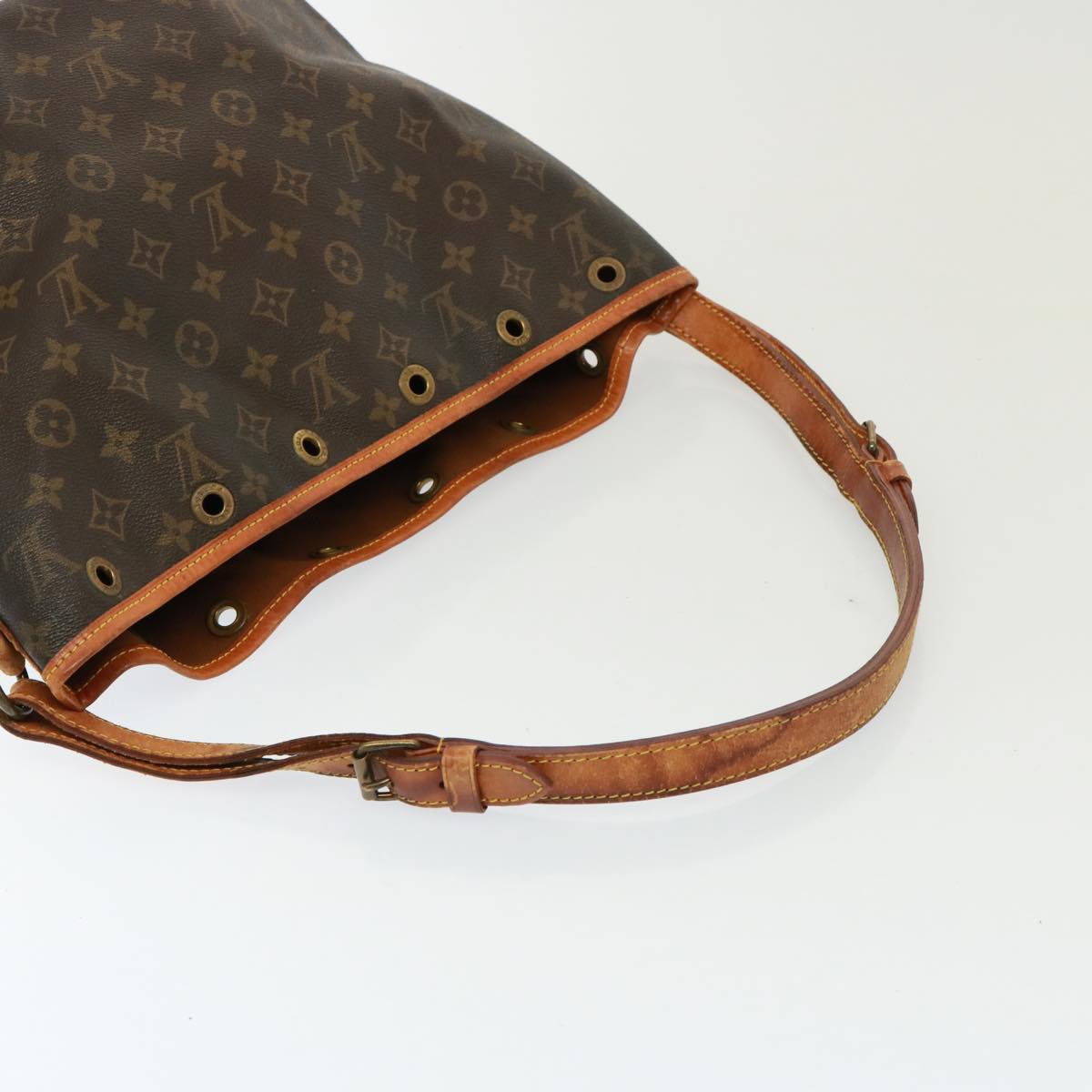 LOUIS VUITTON Monogram Petit Noe Shoulder Bag M42226 LV Auth 77915