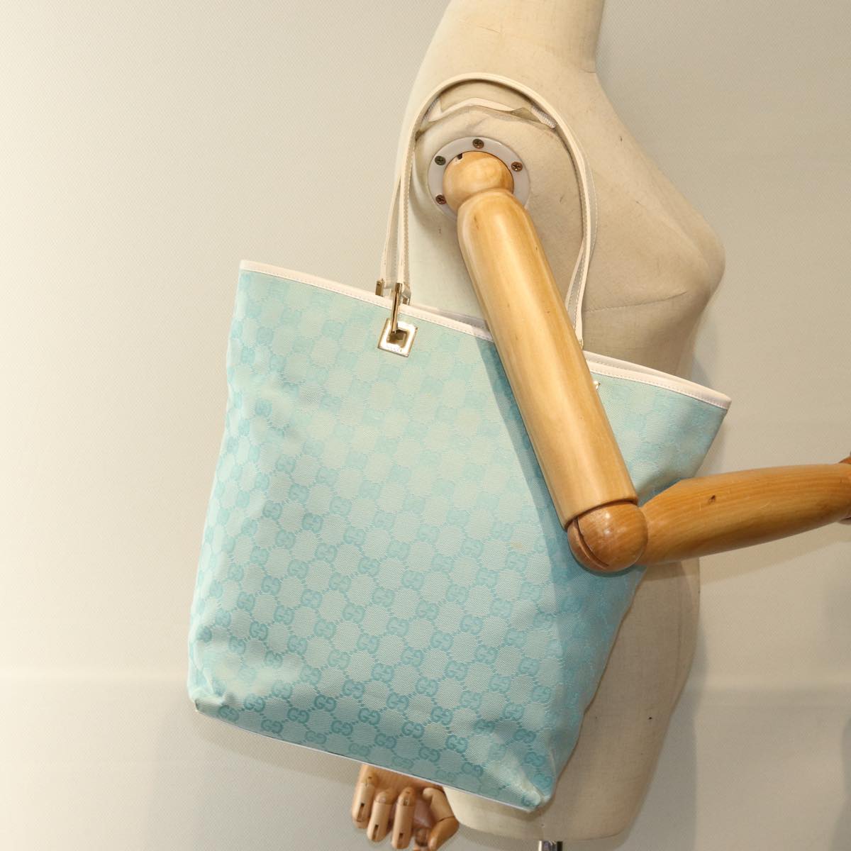 GUCCI GG Canvas Tote Bag Light Blue White Auth 77932