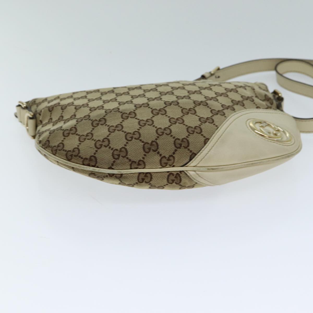 GUCCI GG Canvas Shoulder Bag Beige Auth 77937