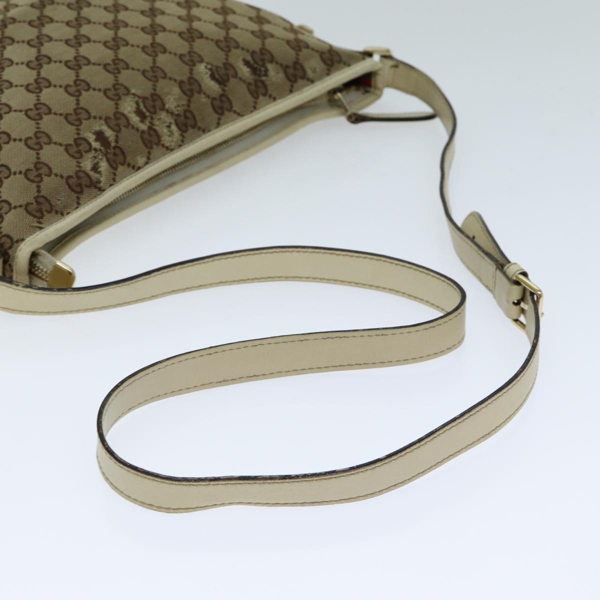 GUCCI GG Canvas Shoulder Bag Beige Auth 77937