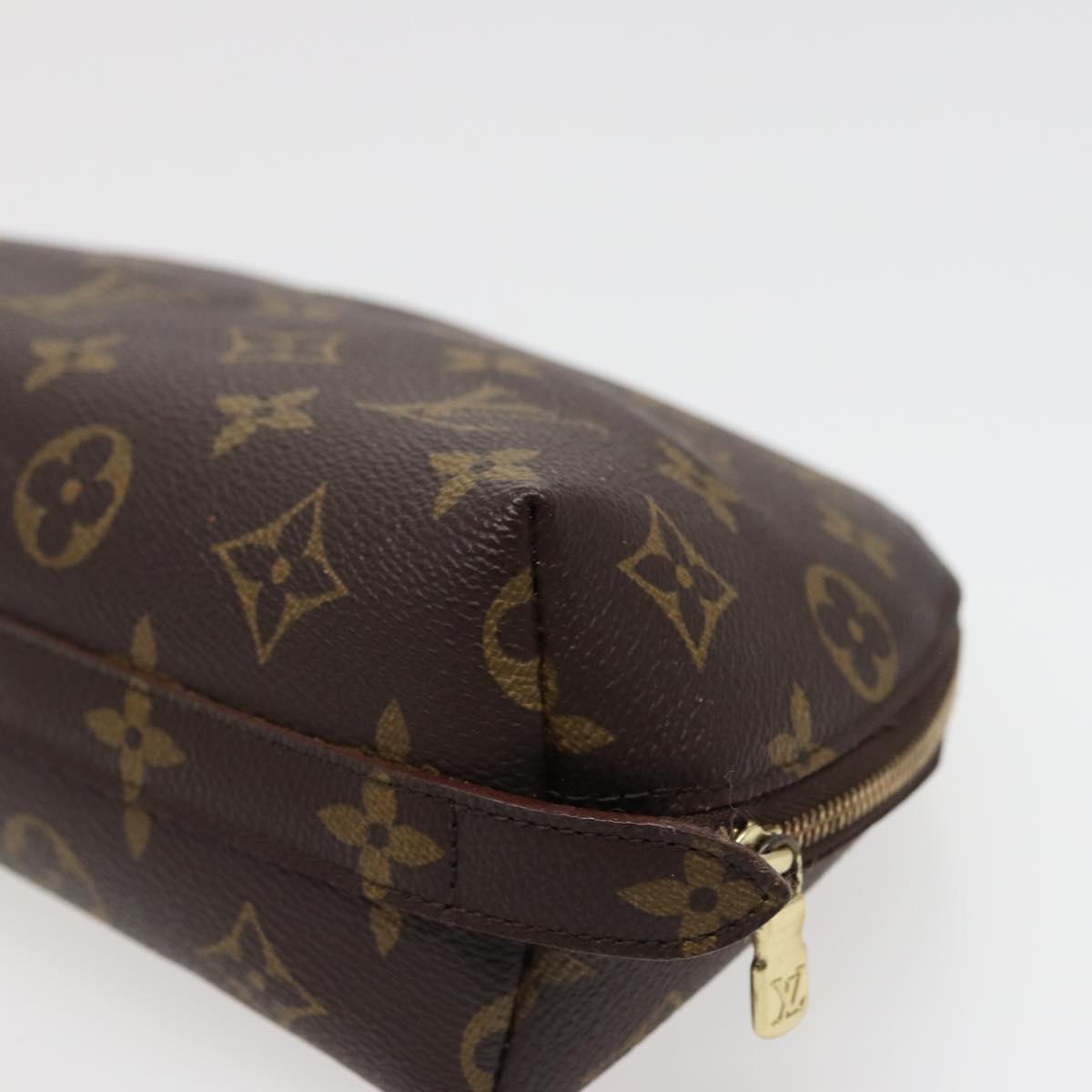 LOUIS VUITTON Monogram Trousse Demi Ronde Cosmetic Pouch M47520 LV Auth 77978