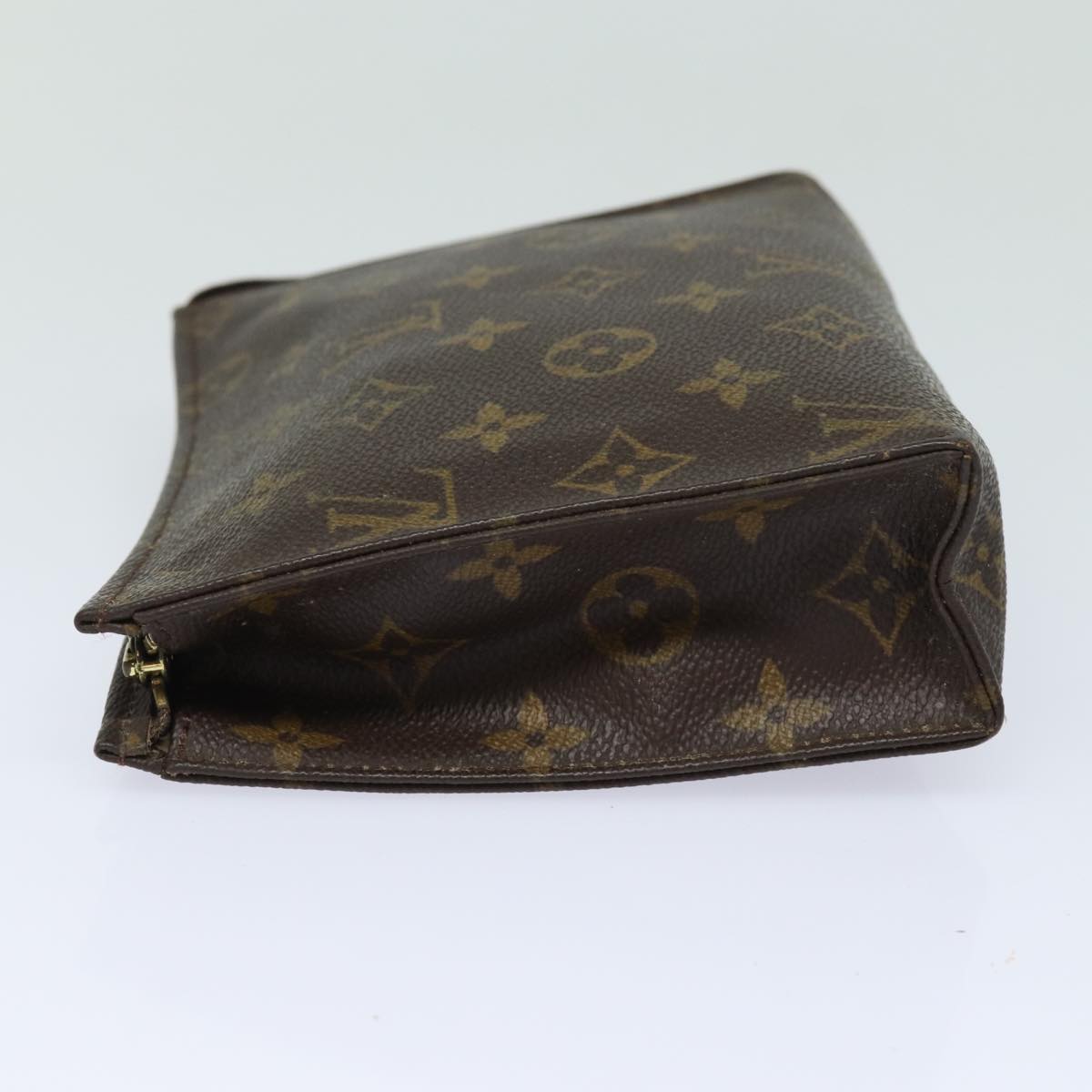 LOUIS VUITTON Monogram Poche Toilette 19 Pouch M47544 LV Auth 78011