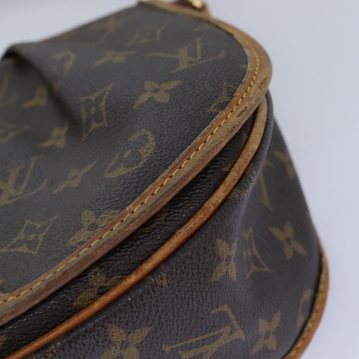 LOUIS VUITTON Monogram Menilmontant PM Shoulder Bag M40474 LV Auth 78028