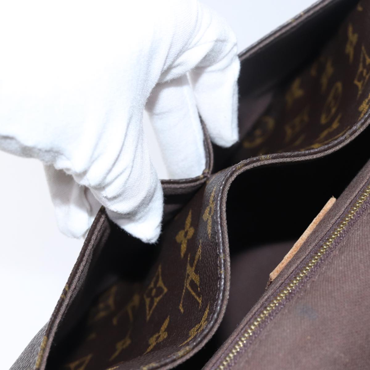 LOUIS VUITTON Monogram Menilmontant PM Shoulder Bag M40474 LV Auth 78028