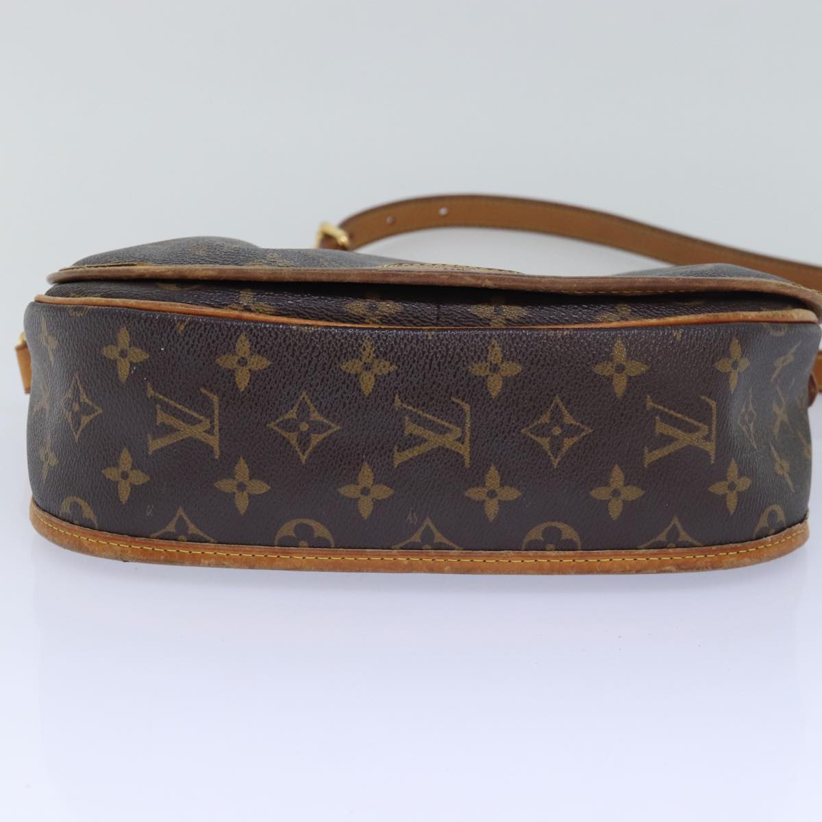 LOUIS VUITTON Monogram Menilmontant PM Shoulder Bag M40474 LV Auth 78028