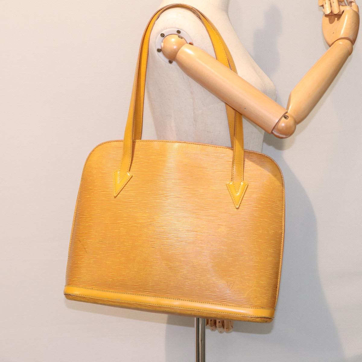 LOUIS VUITTON Epi Lussac Shoulder Bag Yellow M52289 LV Auth 78050