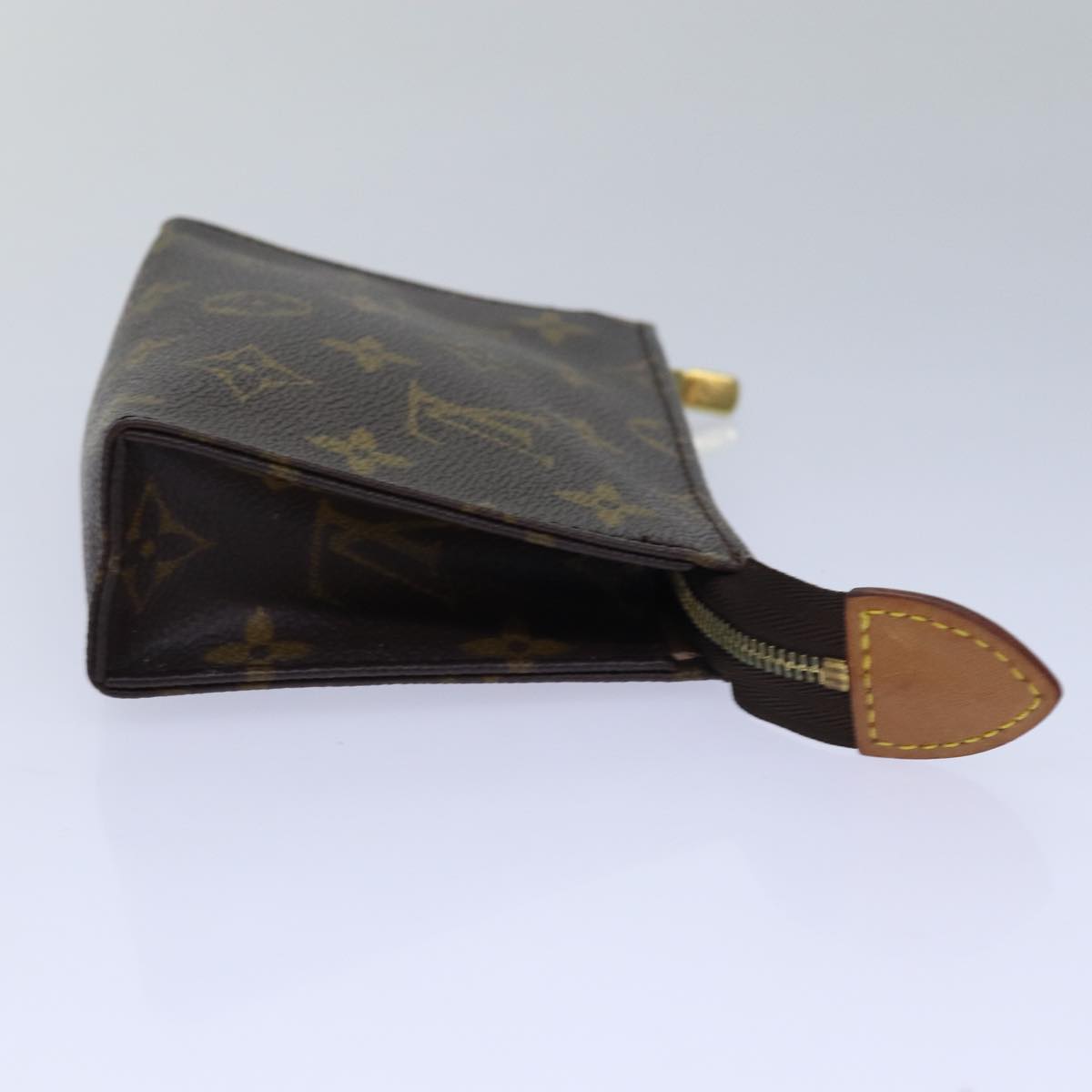 LOUIS VUITTON Monogram Poche Toilette 15 Pouch M47546 LV Auth 78116