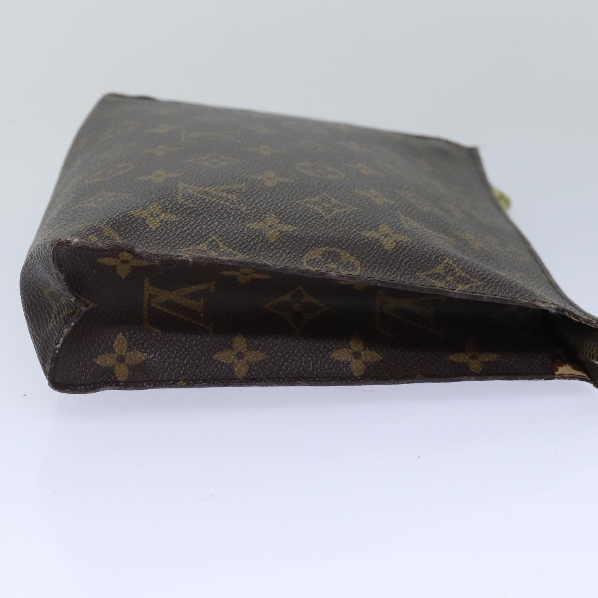 LOUIS VUITTON Monogram Poche Toilette 26 Pouch M47542 LV Auth 78126