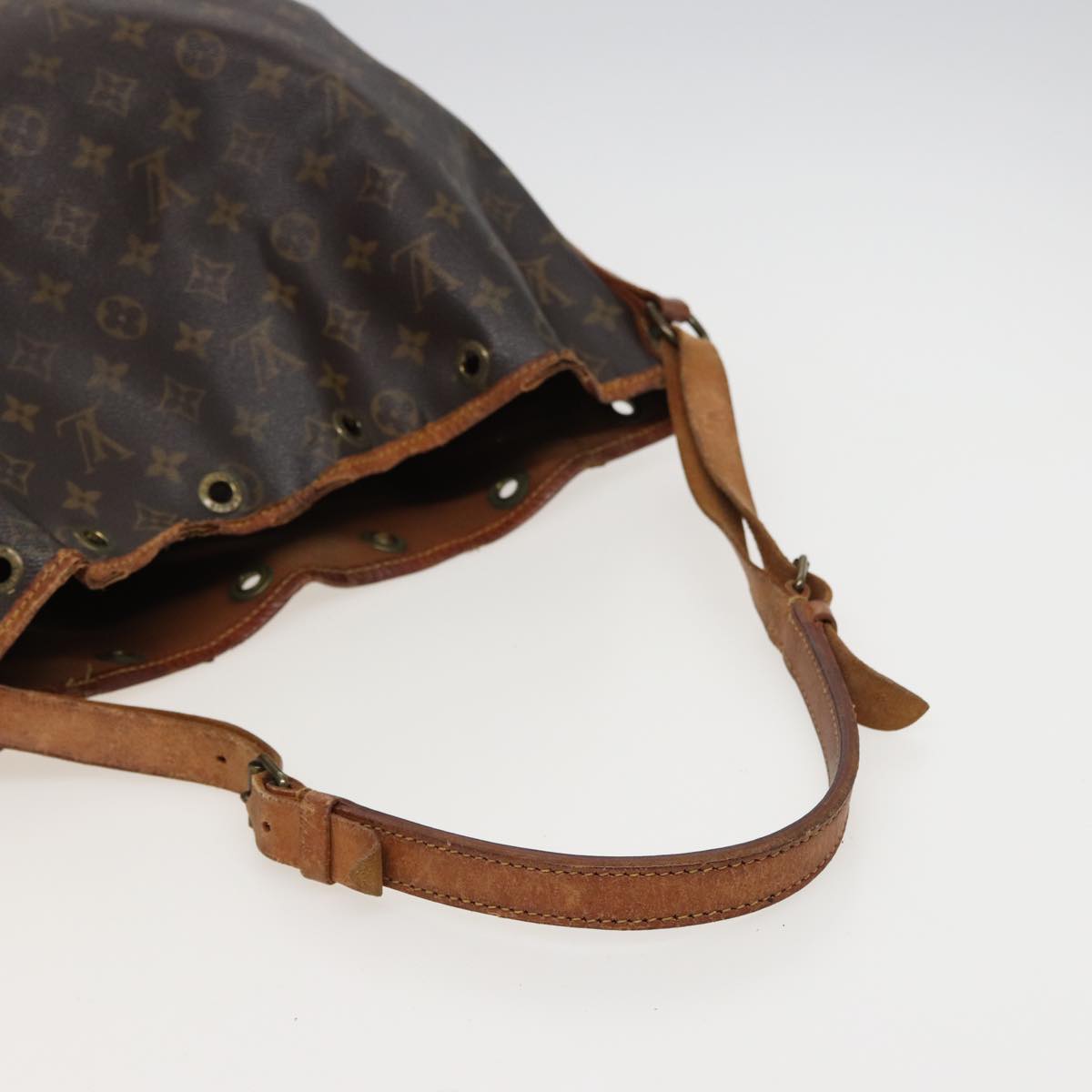 LOUIS VUITTON Monogram Noe Shoulder Bag M42224 LV Auth 78163