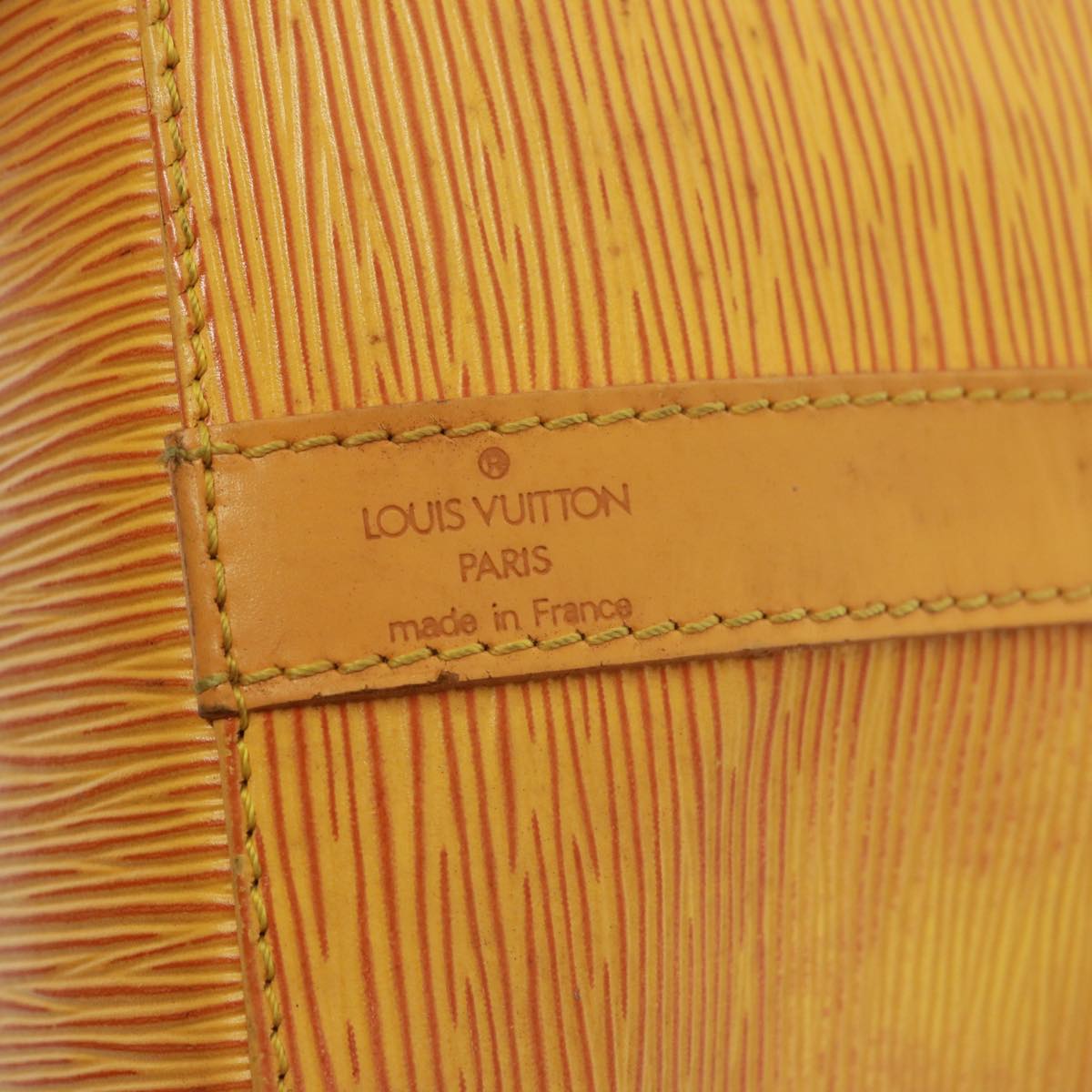 LOUIS VUITTON Epi Petit Noe Shoulder Bag Tassili Yellow M44109 LV Auth 78189