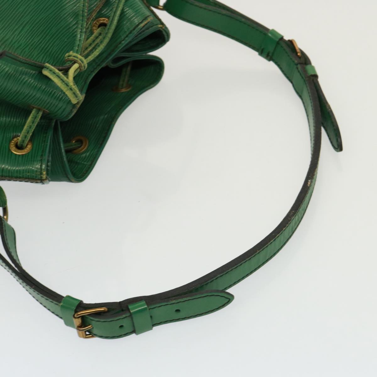 LOUIS VUITTON Epi Noe Shoulder Bag Green M44004 LV Auth 78190