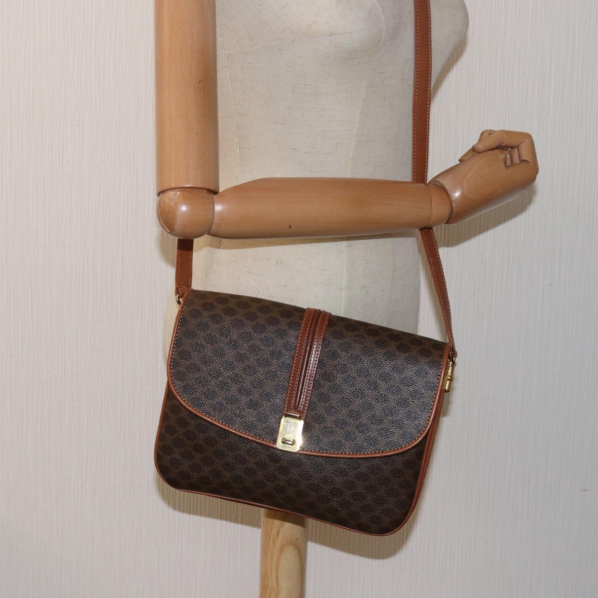 CELINE Macadam Canvas Shoulder Bag PVC Leather Brown Auth 78223