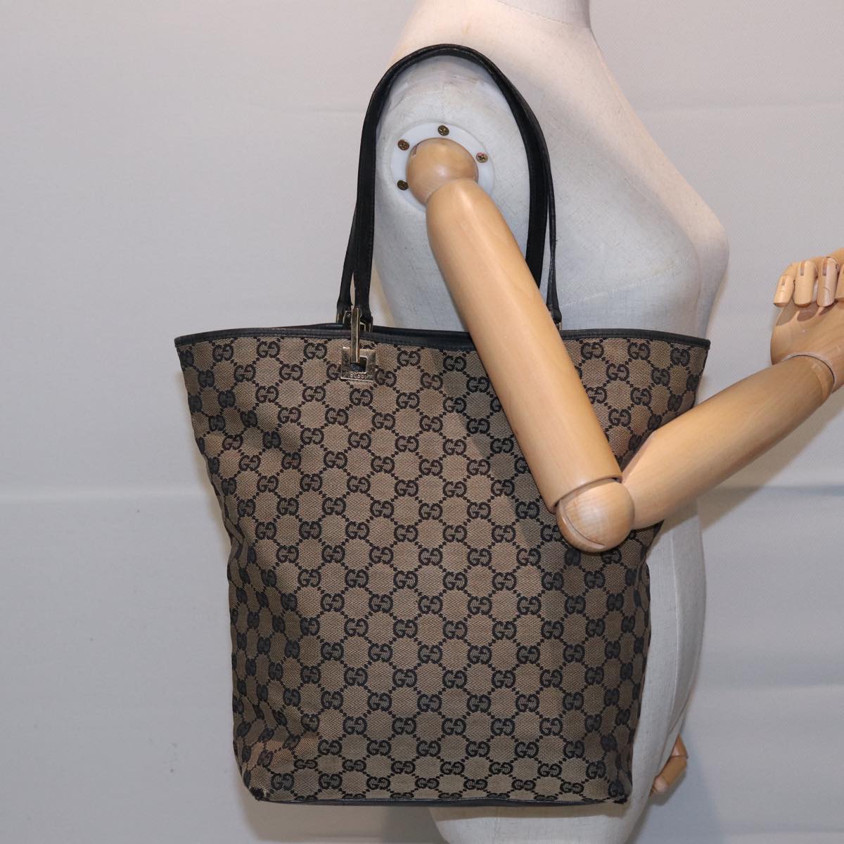 GUCCI GG Canvas Tote Bag Beige 002 1098 Auth 78341