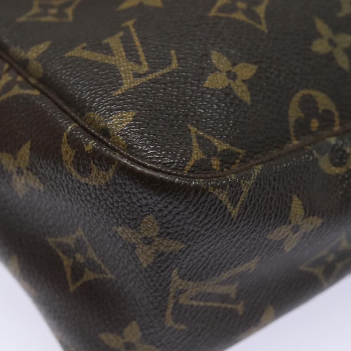 LOUIS VUITTON Monogram Trousse Toilette 28 Clutch Bag M47522 LV Auth 78383