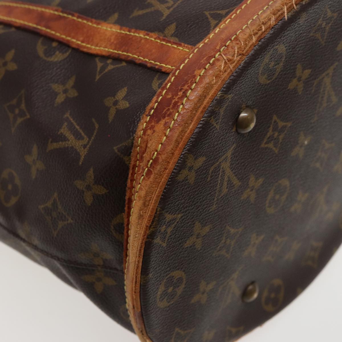 LOUIS VUITTON Monogram Bucket GM Shoulder Bag M42236 LV Auth 78414