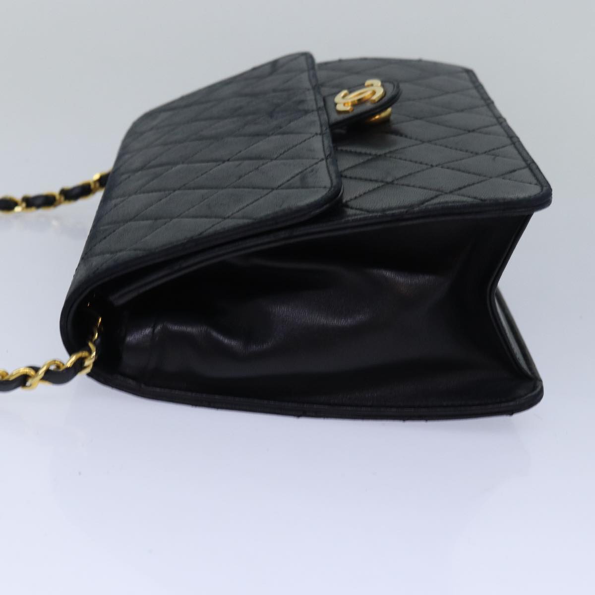 CHANEL Matelasse Chain Shoulder Bag Lamb Skin Black CC Auth 78416