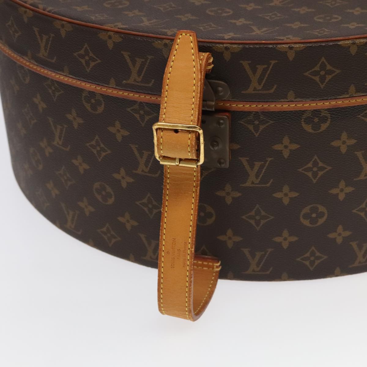 LOUIS VUITTON Monogram Hat Holder Boite Chapeau 50 Necktie Case LV Auth 78556A