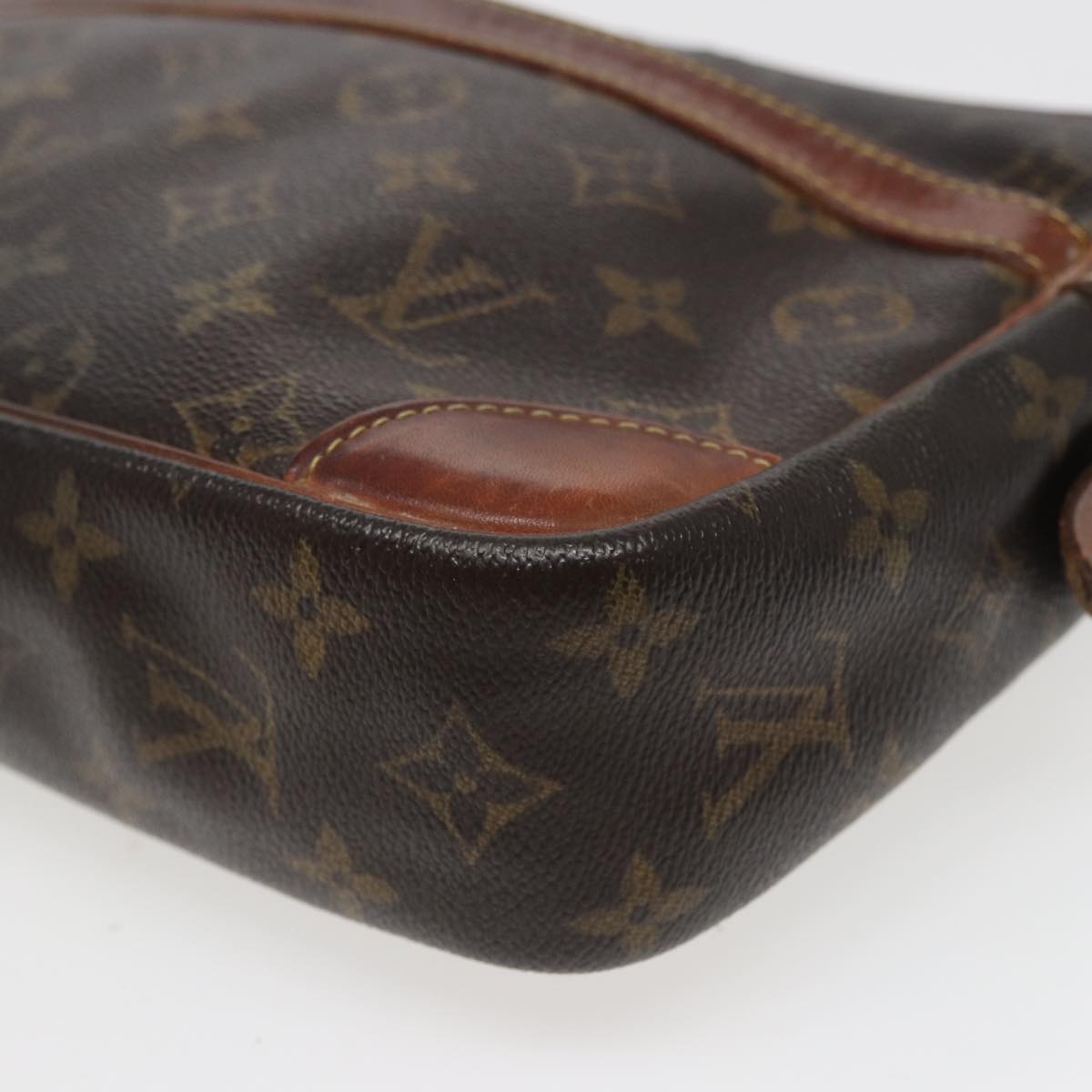 LOUIS VUITTON Monogram Compiegne 28 Clutch Bag M51845 LV Auth 78837