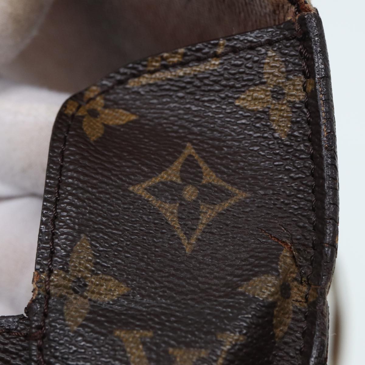 LOUIS VUITTON Monogram Saint Cloud GM Shoulder Bag M51242 LV Auth 78880