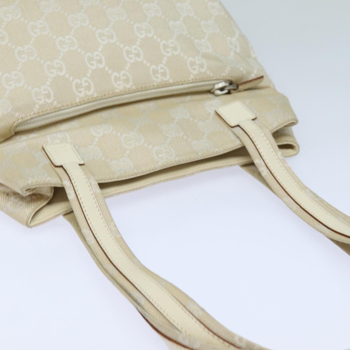 GUCCI GG Canvas Shoulder Bag White 002 1075 Auth 78892