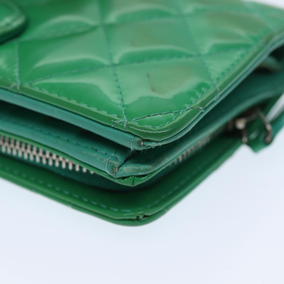 CHANEL Wallet Enamel Green CC Auth 78915