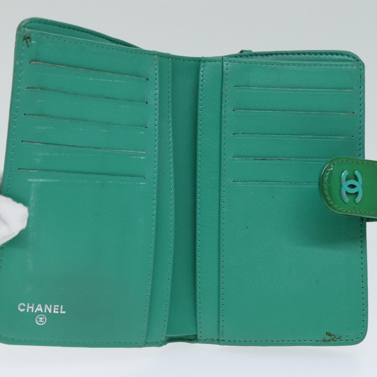 CHANEL Wallet Enamel Green CC Auth 78915