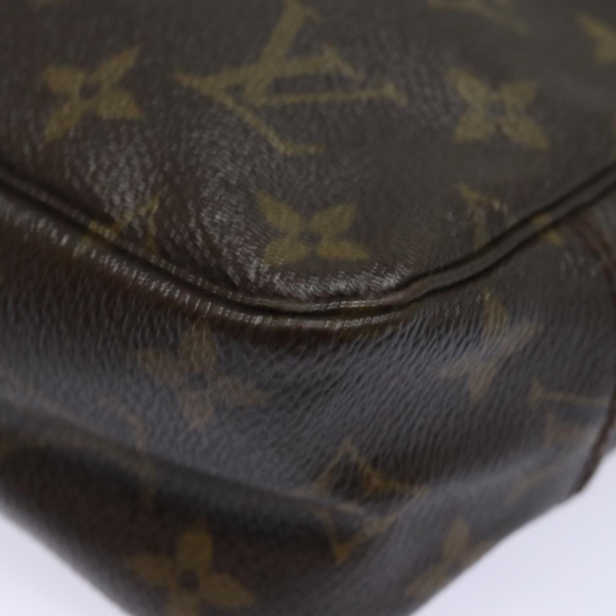 LOUIS VUITTON Monogram Trousse Toilette 23 Clutch Bag M47524 LV Auth 78927