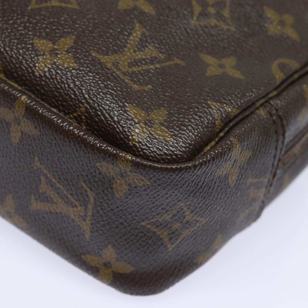 LOUIS VUITTON Monogram Trousse Toilette 23 Clutch Bag M47524 LV Auth 78941