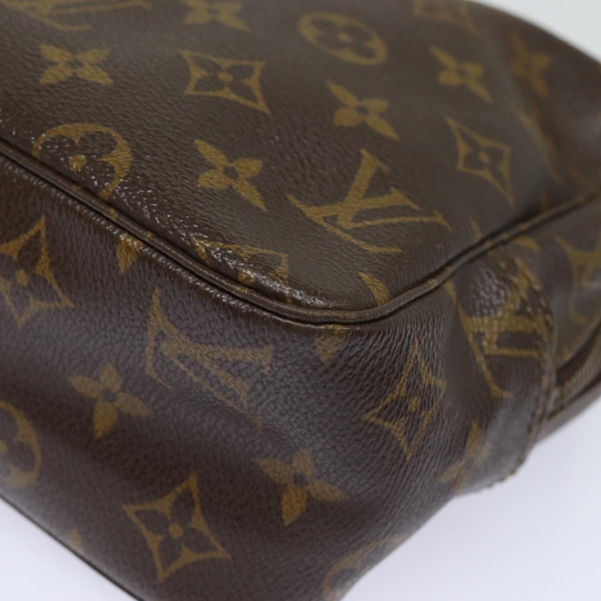 LOUIS VUITTON Monogram Trousse Toilette 28 Clutch Bag M47522 LV Auth 78971