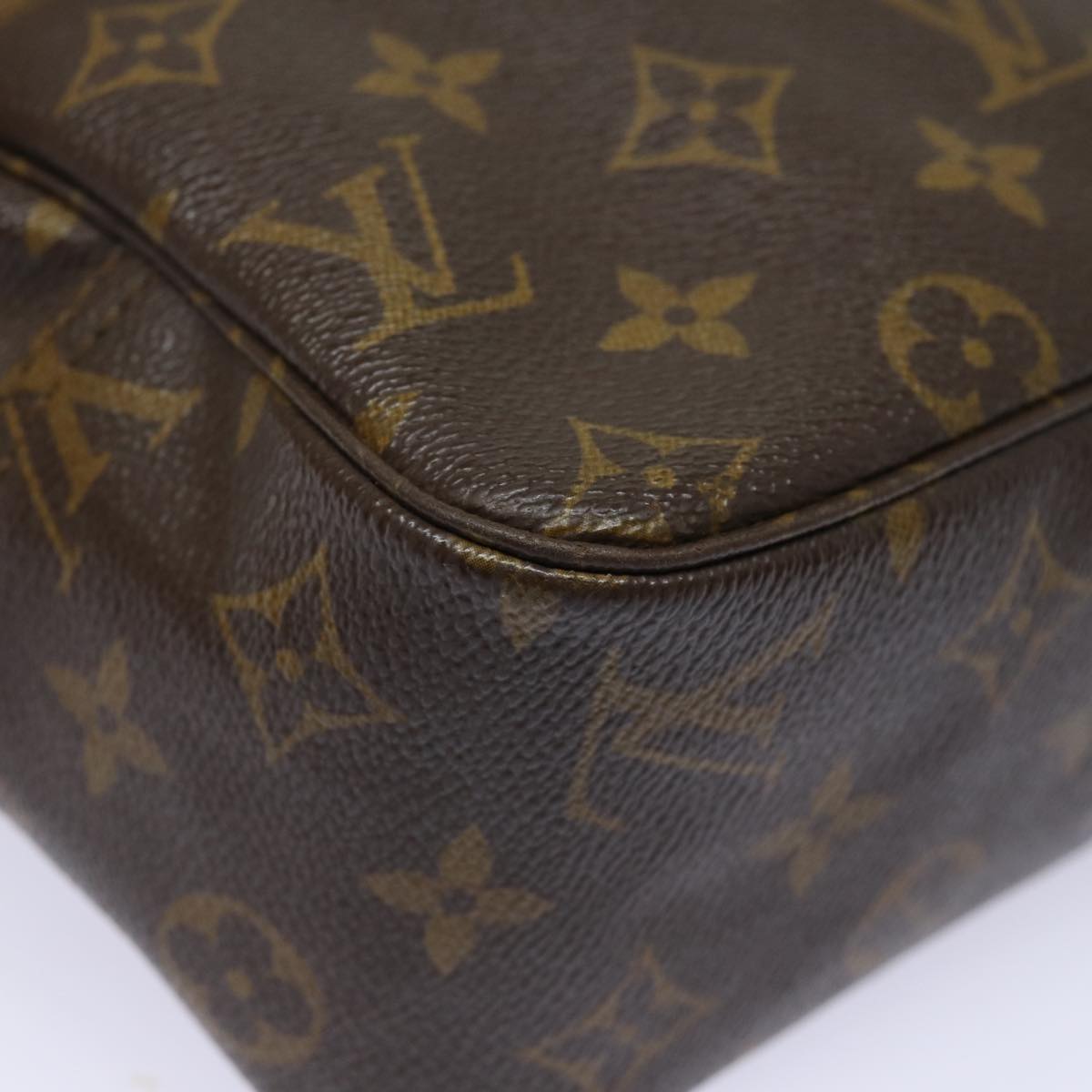 LOUIS VUITTON Monogram Trousse Toilette 28 Clutch Bag M47522 LV Auth 78971