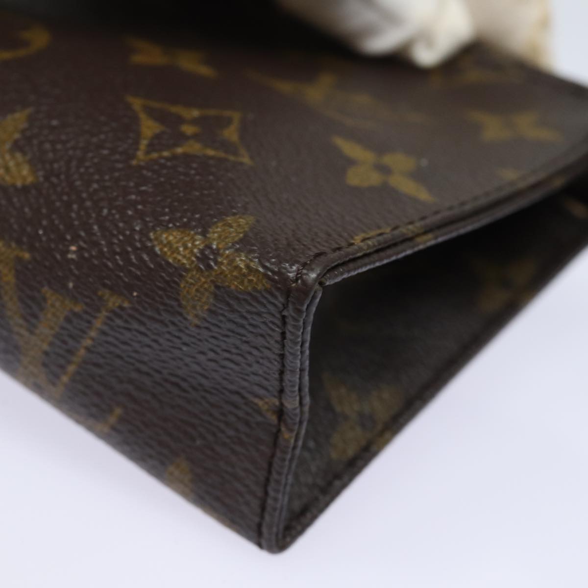 LOUIS VUITTON Monogram Poche Toilette 15 Pouch M47546 LV Auth 78976