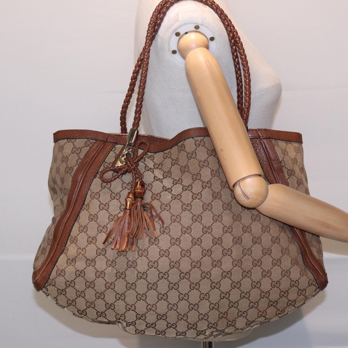 GUCCI GG Canvas Tote Bag Beige 269950 Auth 79166