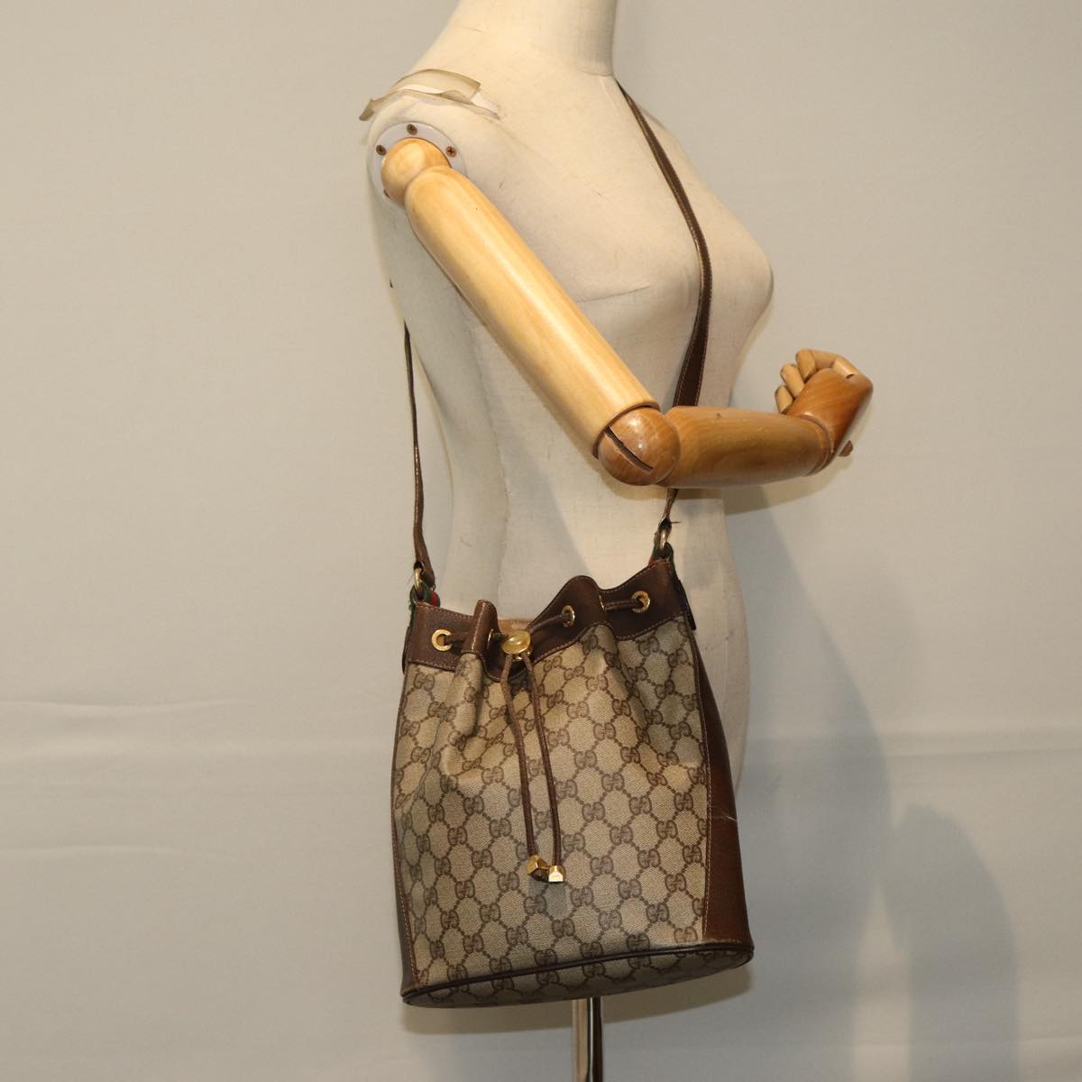 GUCCI GG Supreme Web Sherry Line Shoulder Bag PVC Leather Beige Auth 79176