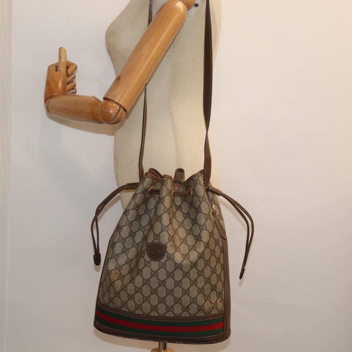 GUCCI GG Supreme web sherry Shoulder Bag PVC Leather Beige Auth 79181