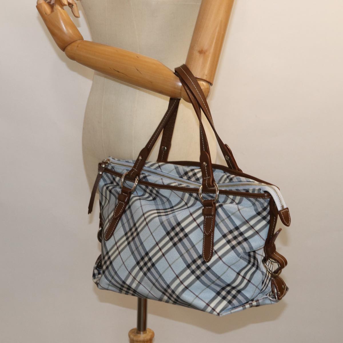 BURBERRY Nova Check Hand Bag Nylon Blue Brown Auth 79192