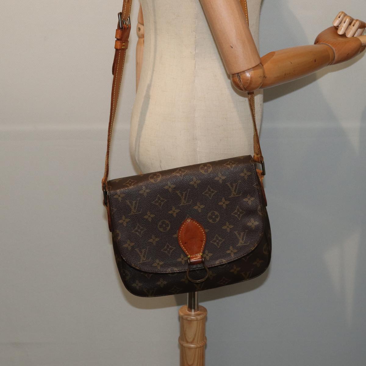 LOUIS VUITTON Monogram Saint Cloud GM Shoulder Bag M51242 LV Auth 79200