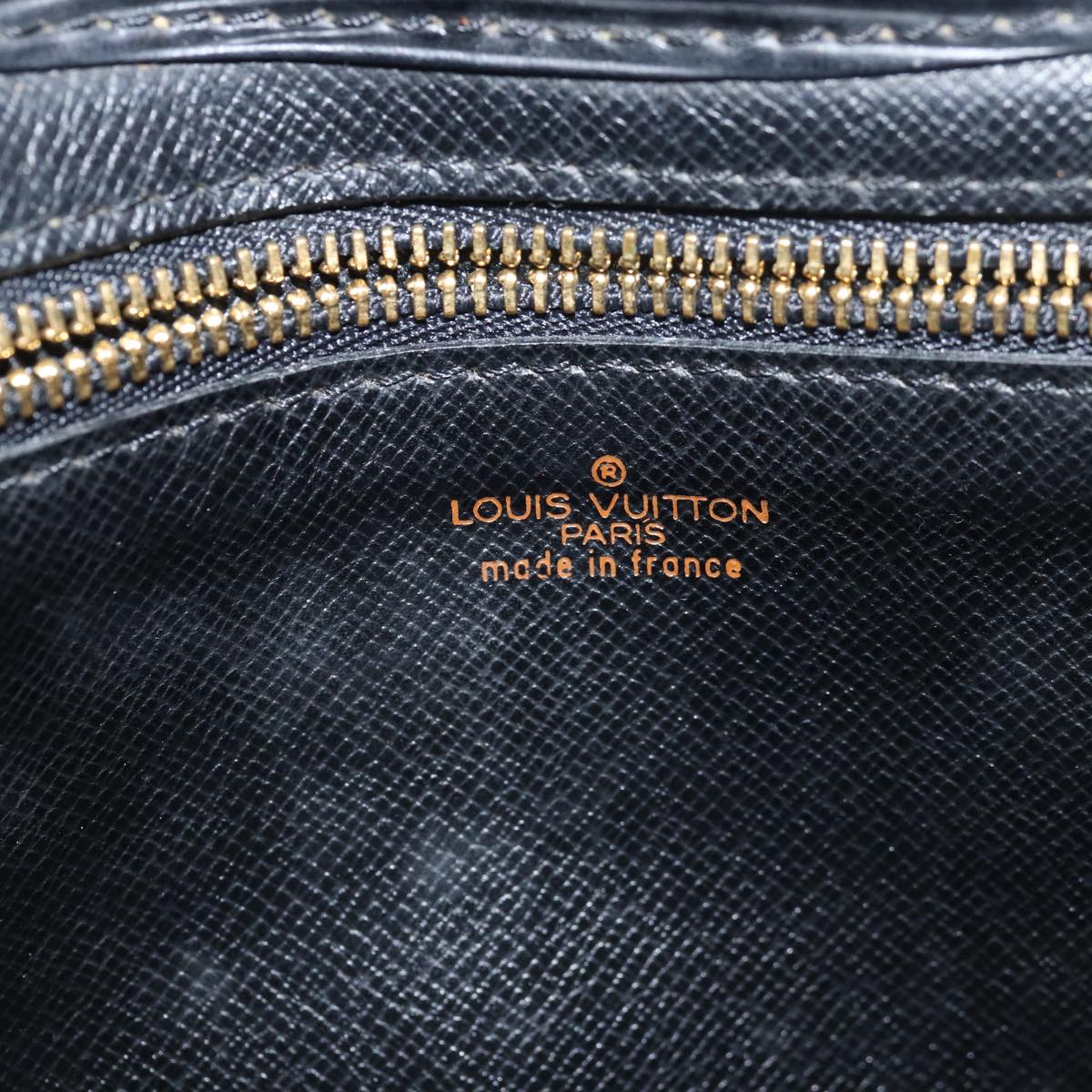 LOUIS VUITTON Epi Montaigne 23 Clutch Bag Black M52662 LV Auth 79228