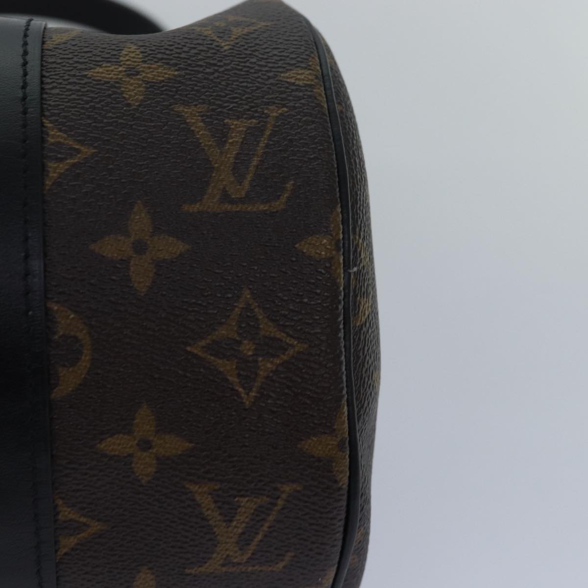 LOUIS VUITTON Monogram Solar Powered Ray Mini Pollution Bag M44479 Auth 79245SA