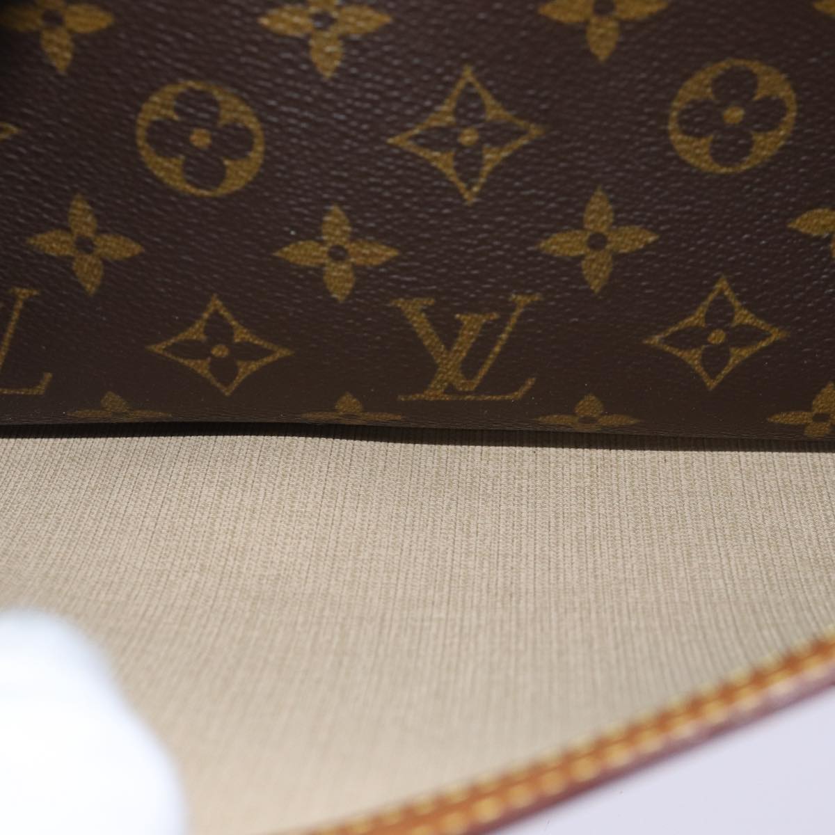 LOUIS VUITTON Monogram Reporter GM Shoulder Bag M45252 LV Auth 79270